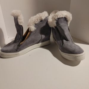 Ladies Jolimall Grey Wedge Heel Shoe Boots Faux Fur Zip size 7